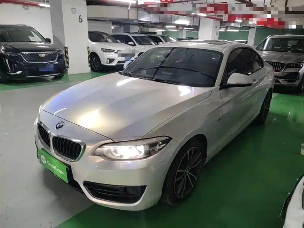 BMW 2 Series 2018 220i Sport Design Package