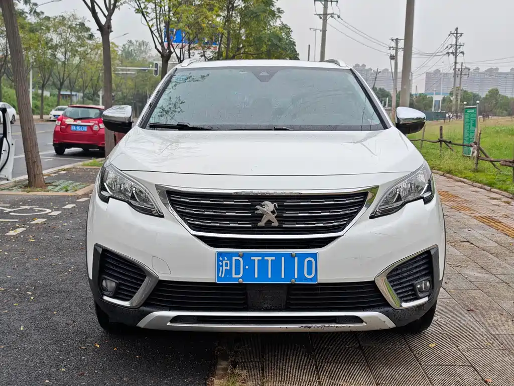 Peugeot 5008 — миниатюра 2