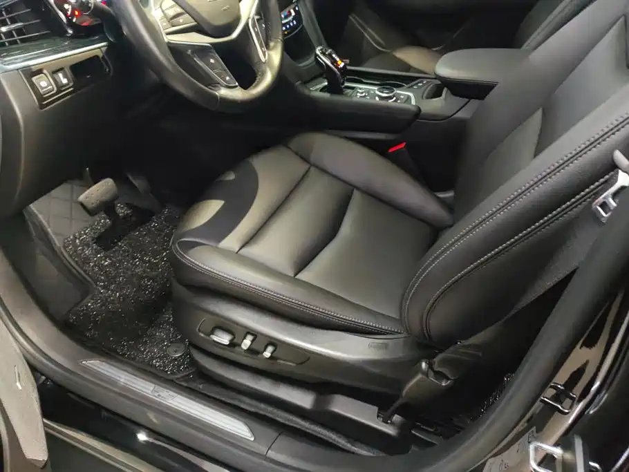 Cadillac XT5 — миниатюра 9