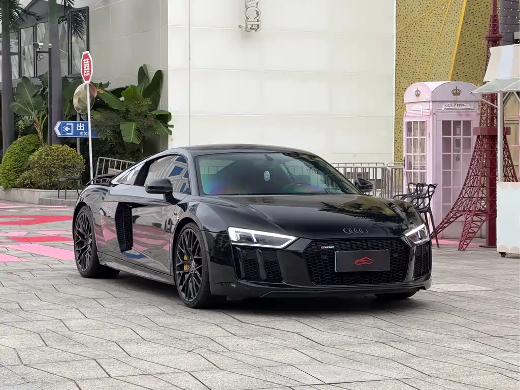 Audi R8 — миниатюра 3