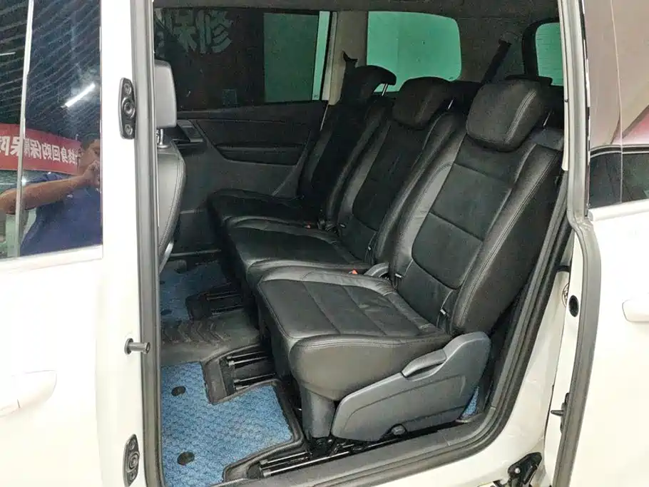 Volkswagen Sharan — миниатюра 11