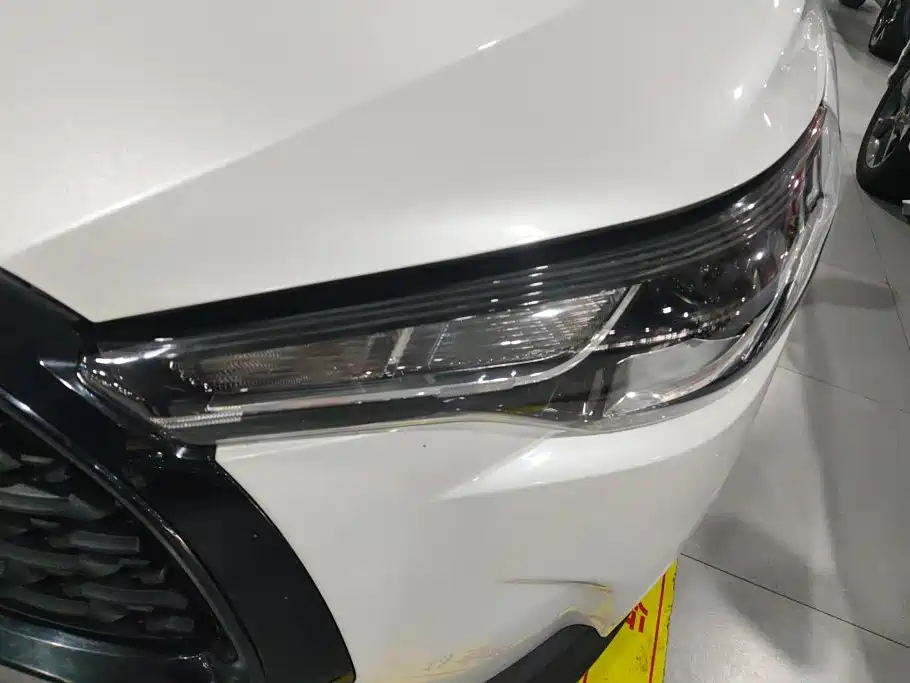 Toyota Corolla Cross — миниатюра 5