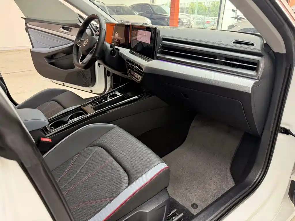 Volkswagen Lamando — миниатюра 11