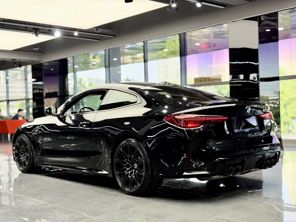 BMW M4 2024 M4 M xDrive