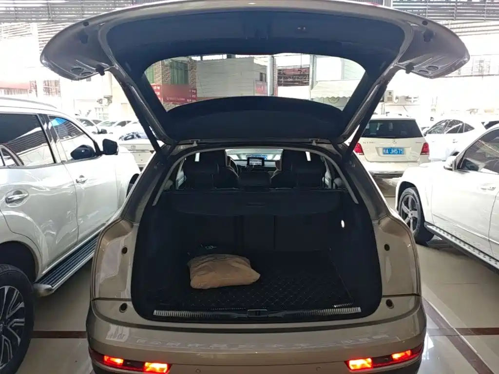 Audi Q3 — миниатюра 19