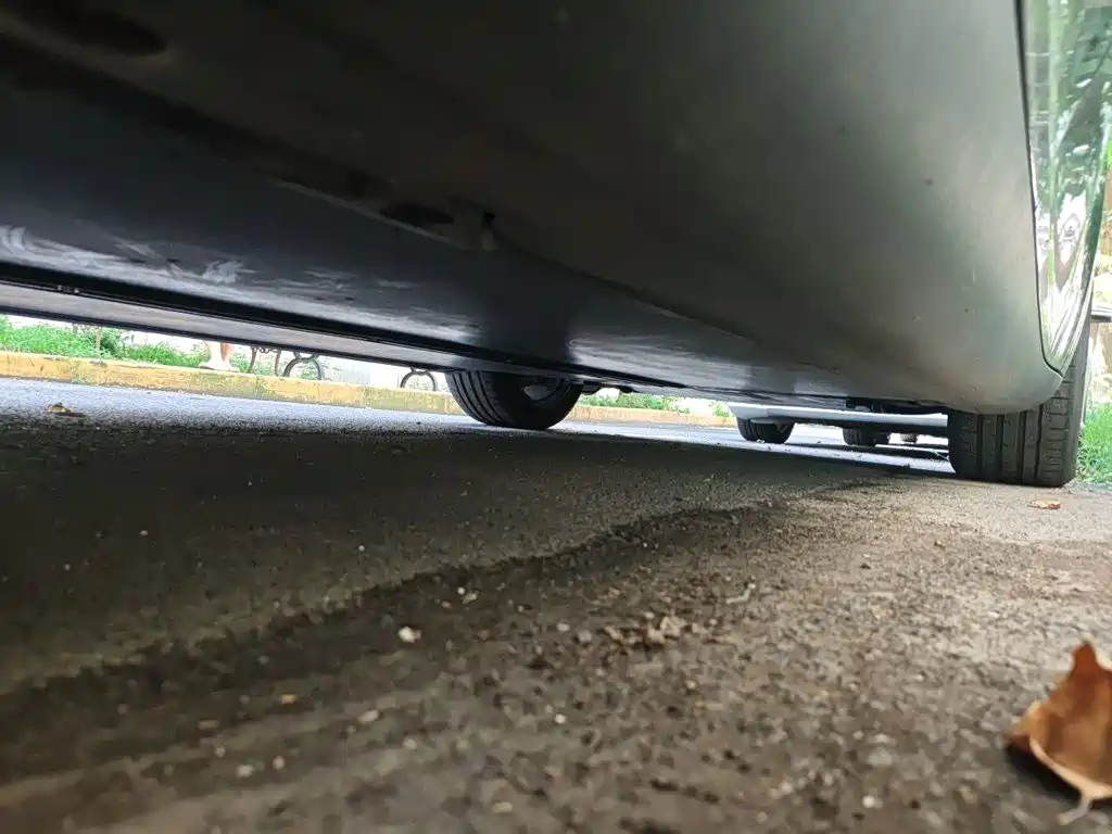 Tesla Model Y — миниатюра 18