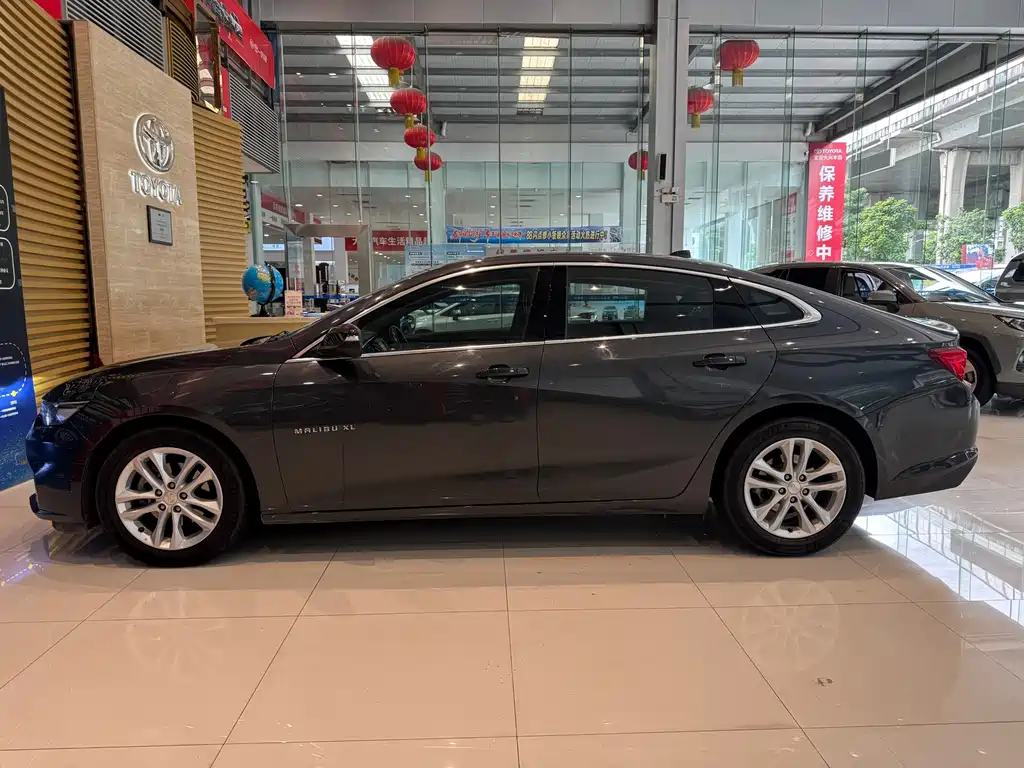 Chevrolet Malibu XL — миниатюра 6