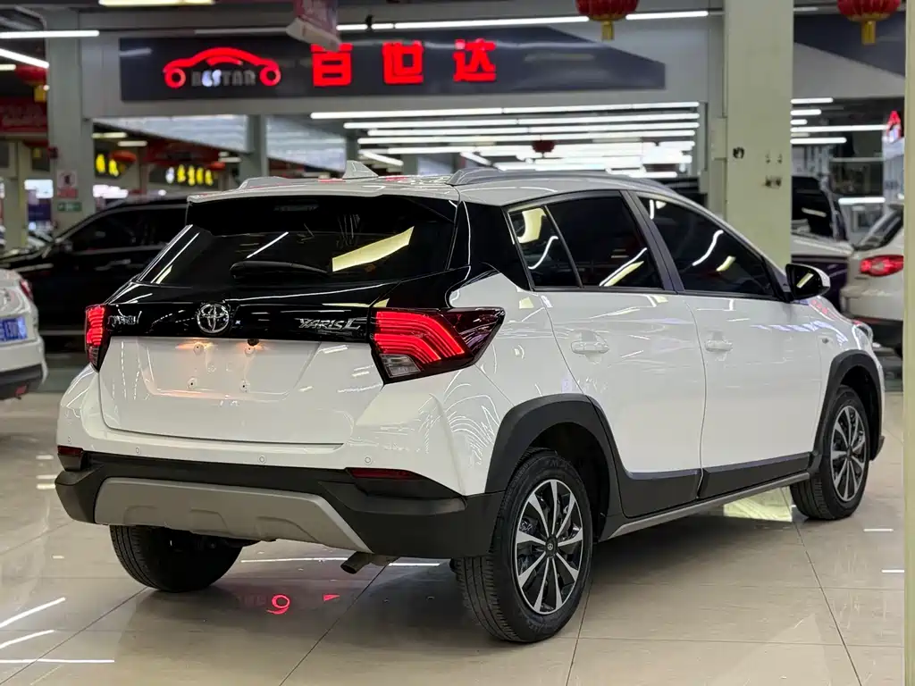 TOYOTA YARIS L ZHIXUAN