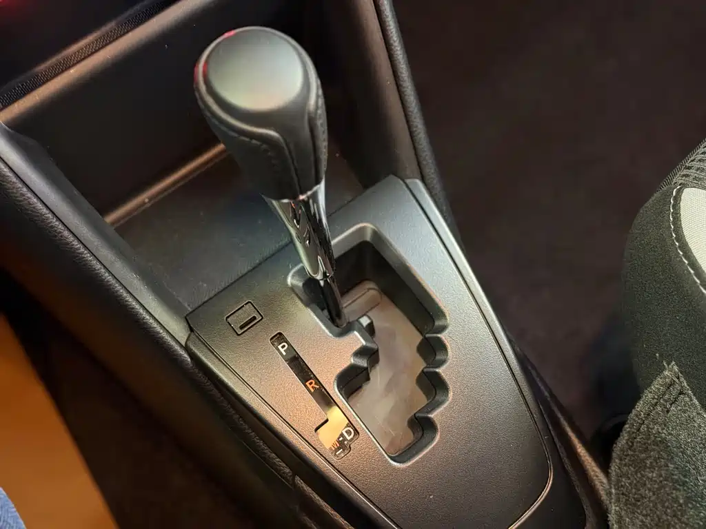 TOYOTA YARIS L ZHIXUAN