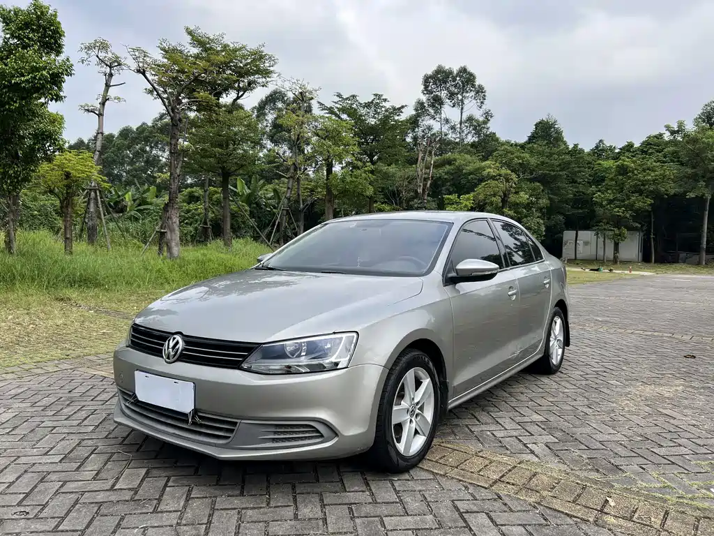 Volkswagen Sagitar