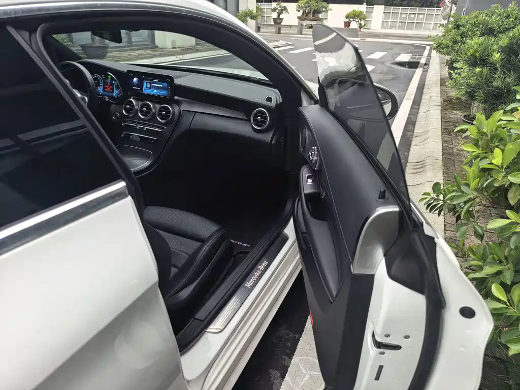 Mercedes-Benz C-Class (Import) — миниатюра 5