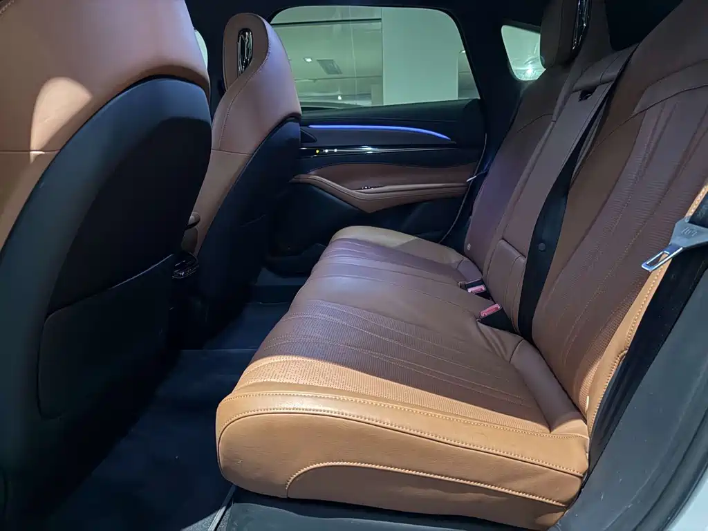 ZHIJI AUTOMOBILE ZHIJI L7