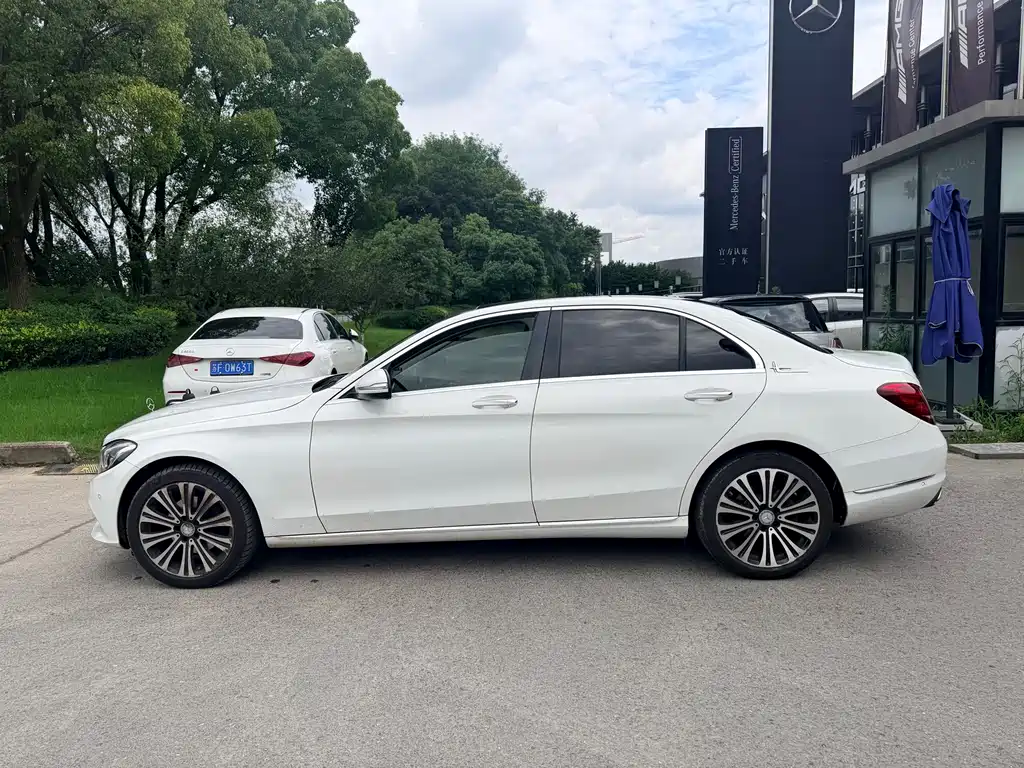 Mercedes-Benz C-Class C 2015 C 200 L 4MATIC
