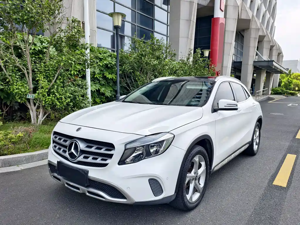 Mercedes-Benz GLA 2018