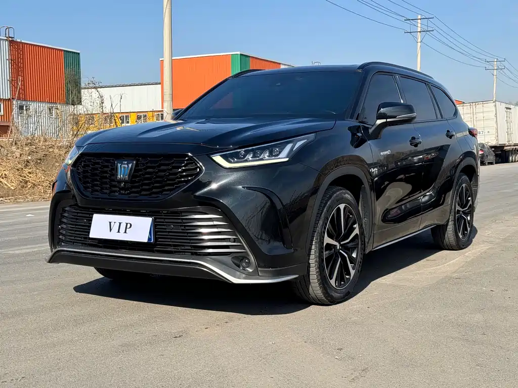 Toyota Crown Kluger 2021