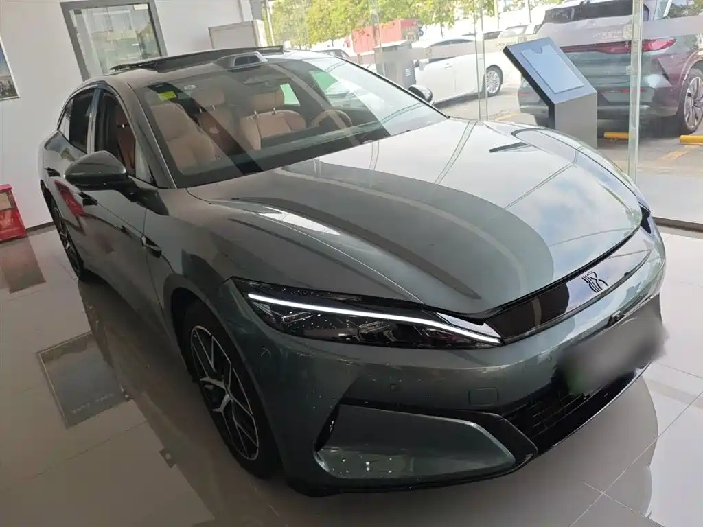 BYD HAN L