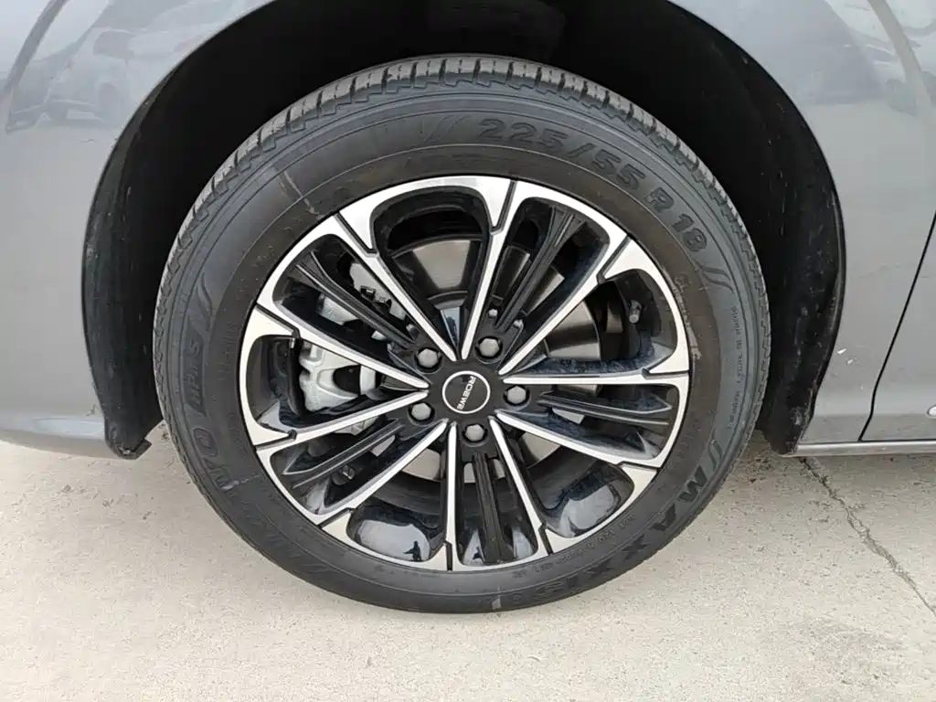 Roewe iMAX8 — миниатюра 23