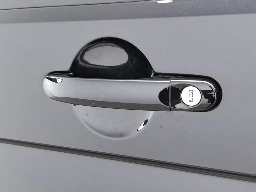 Volkswagen Multivan — миниатюра 18