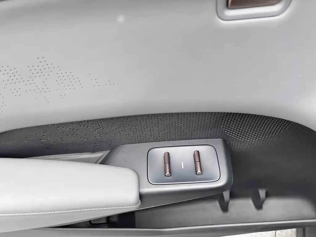 ZEEKR EXTREME KRYPTON X