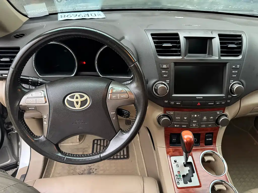 Toyota Highlander — миниатюра 2