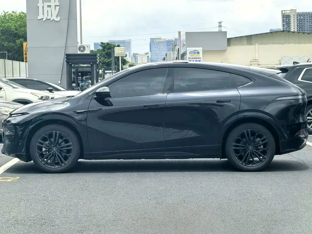 XPeng G6 — миниатюра 4