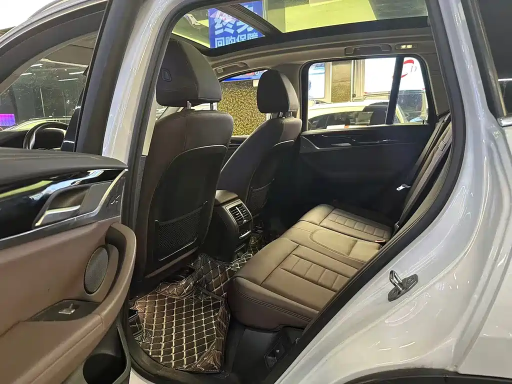 BMW X3 — миниатюра 5