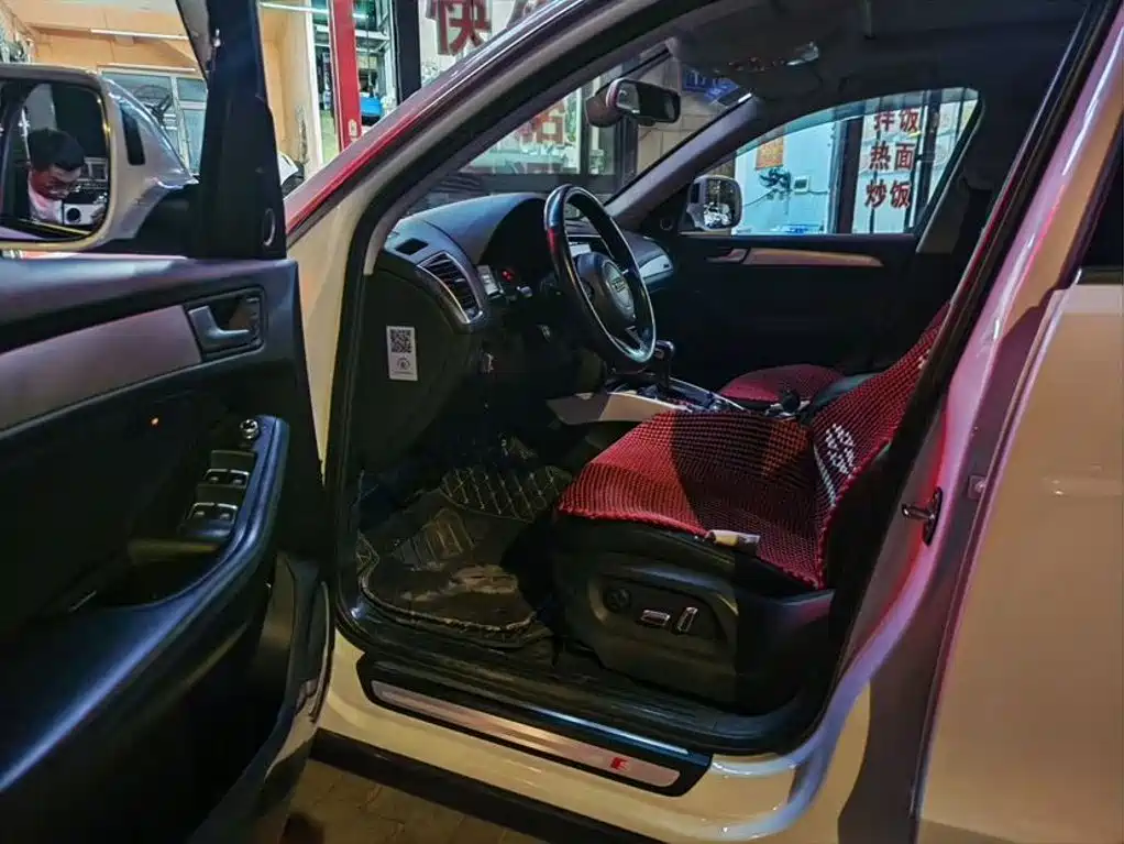 Audi Q5 (Import) — миниатюра 3