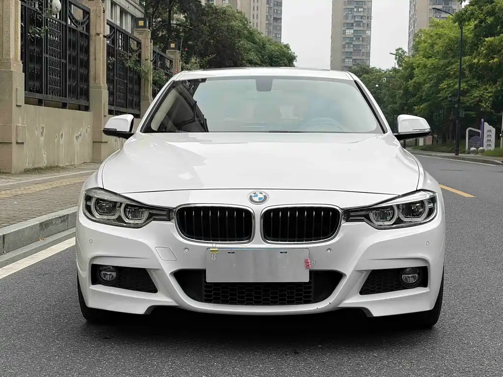 BMW 3 Series — миниатюра 2