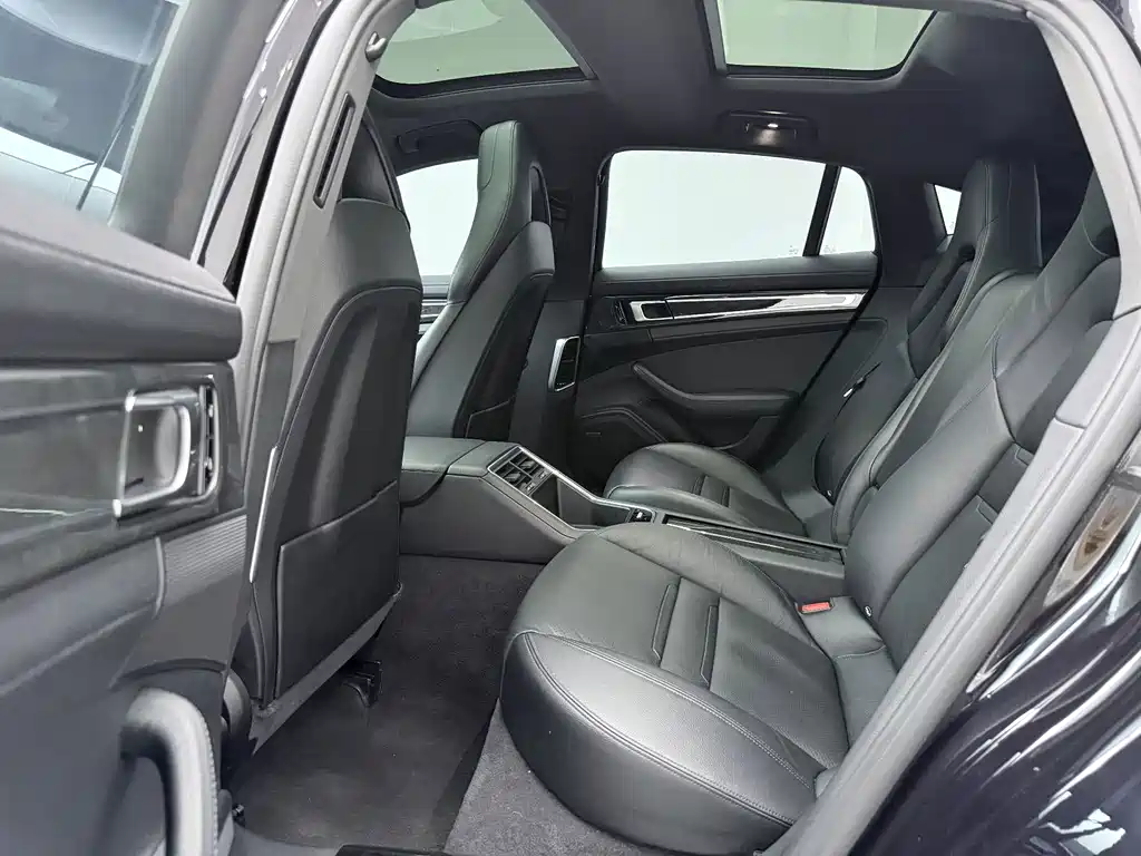 Porsche Panamera — миниатюра 13