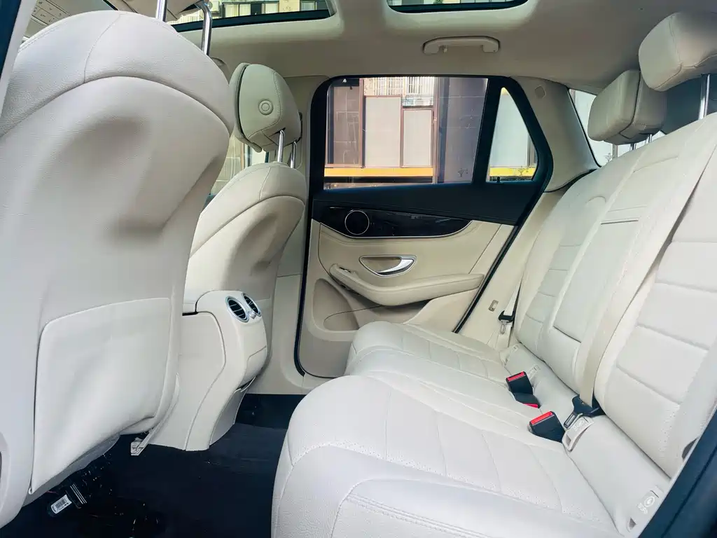 Mercedes-Benz GLC 2018 GLC 260 4MATIC