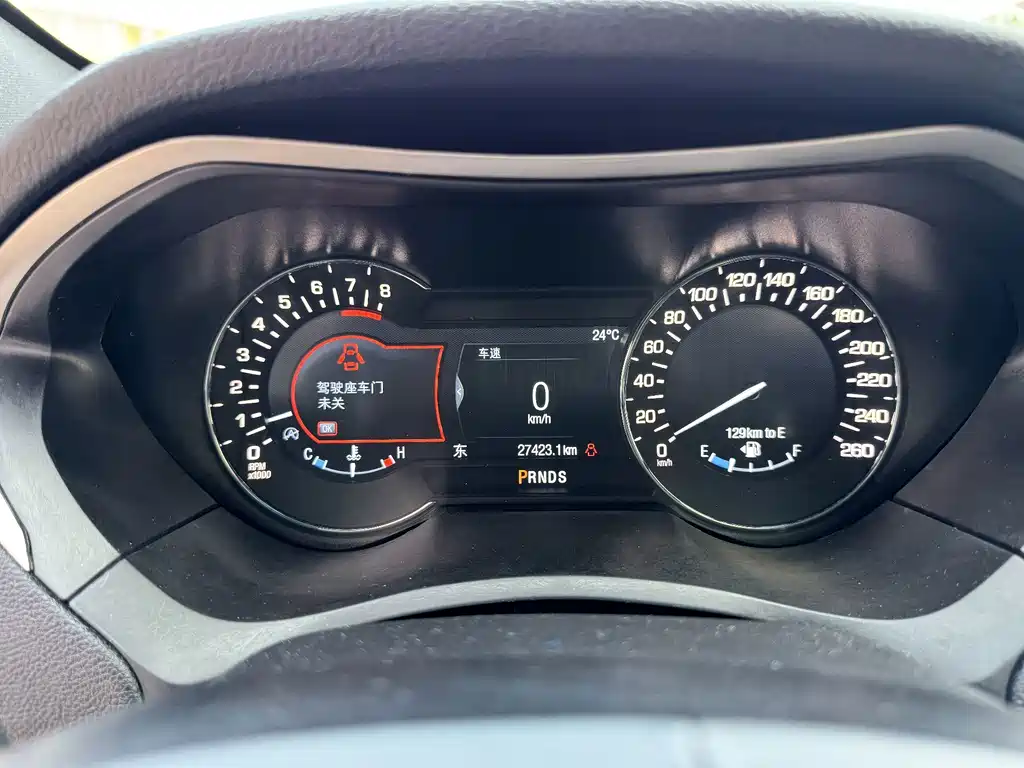 Lincoln MKZ — миниатюра 11