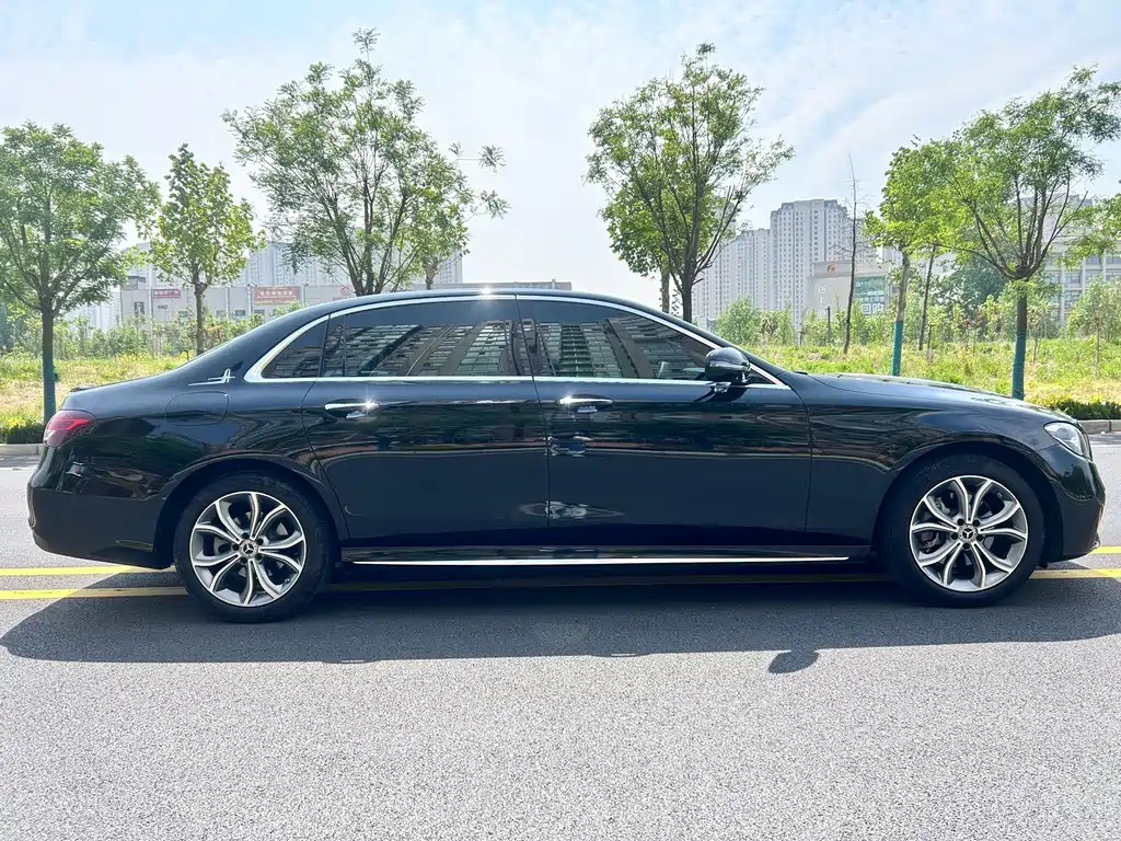Mercedes-Benz E-Class E 2023 E 300 L Sport Luxury