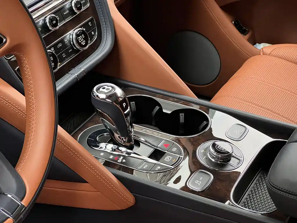 Bentley Bentayga 2021 4.0T V8