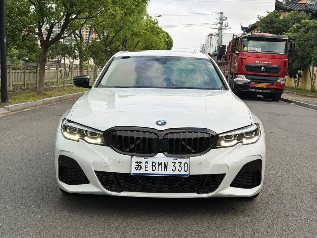BMW 3 Series — миниатюра 3