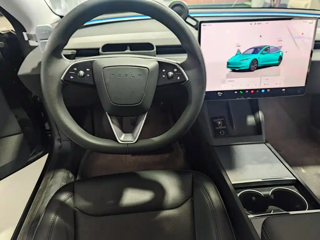 Tesla Model 3 — фотографии объявления, Фото 11