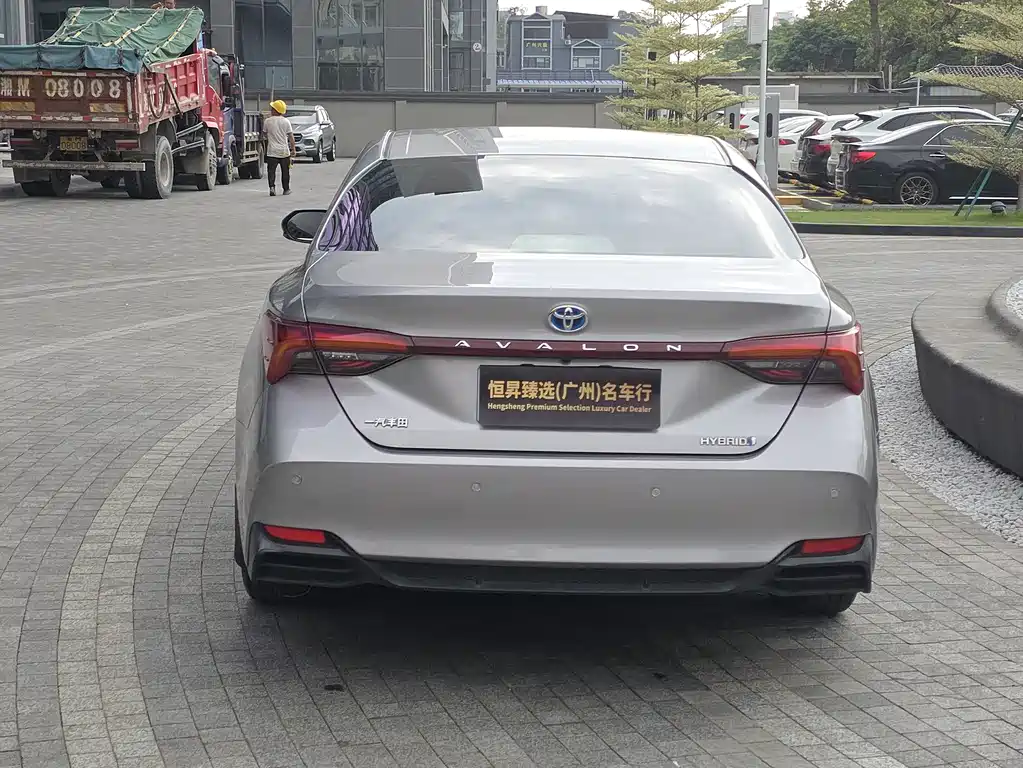 Toyota Avalon 2019 2.5L Luxury V