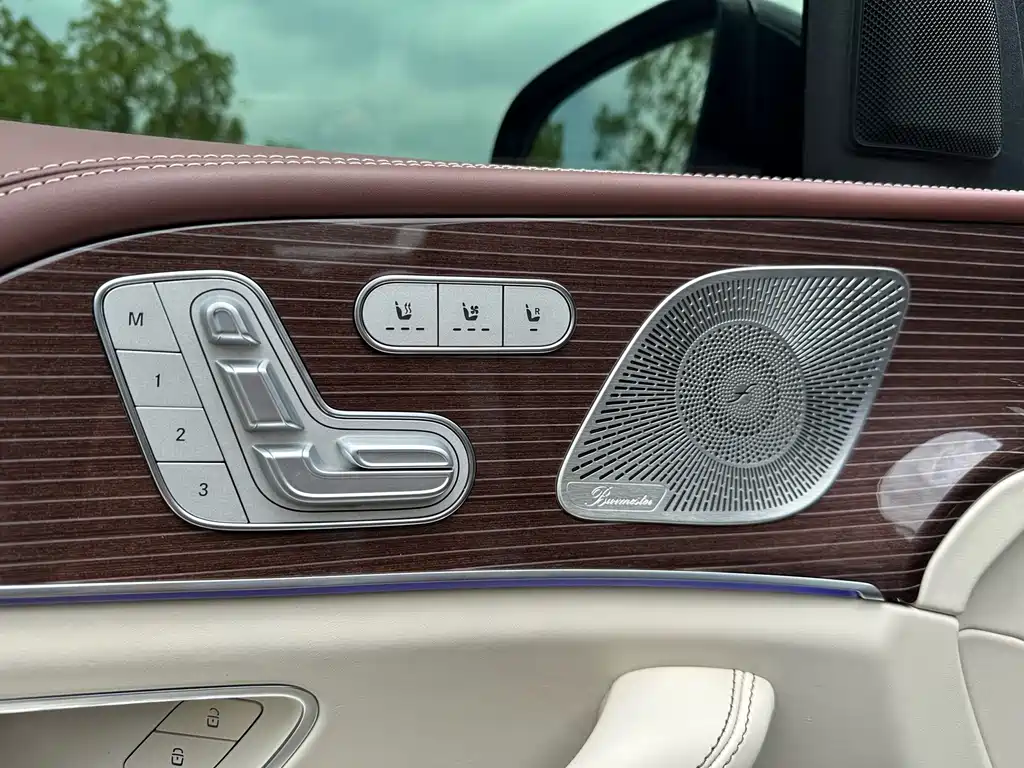 Mercedes-Benz GLS — миниатюра 6