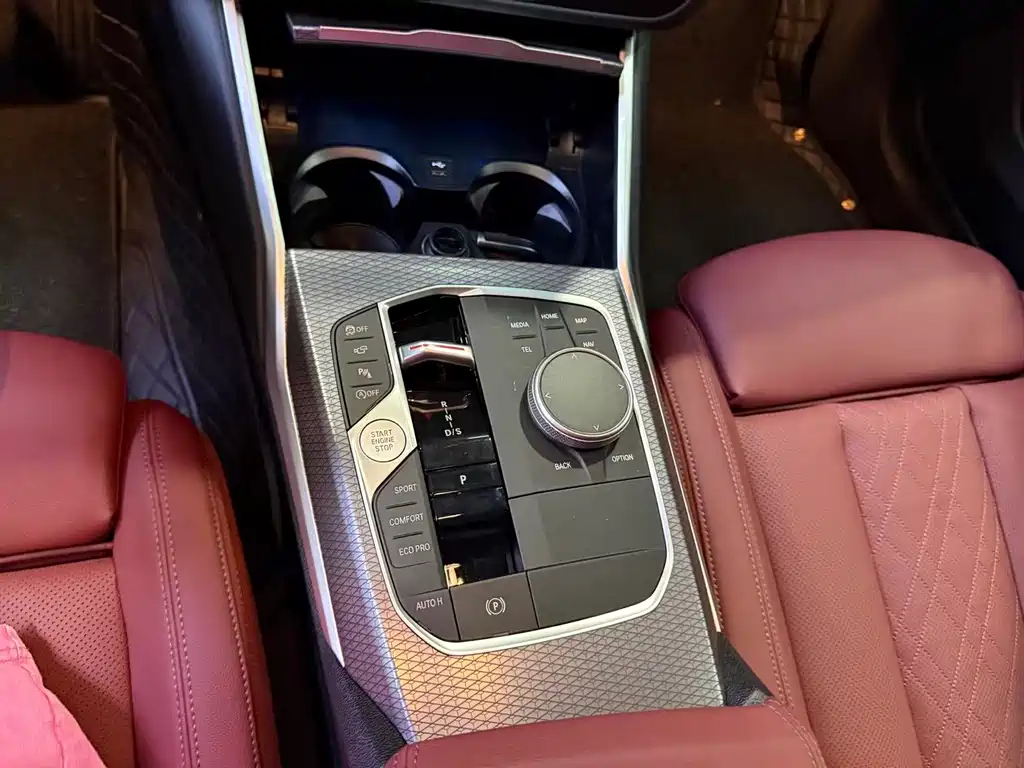 BMW 3 Series — миниатюра 13