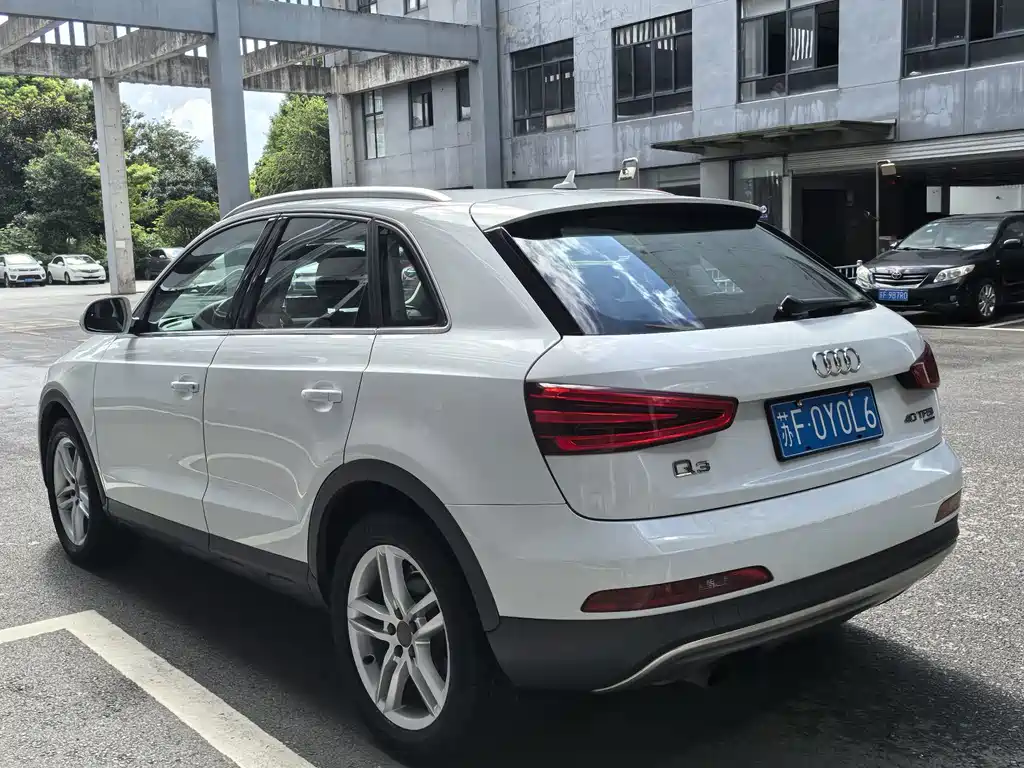 Audi Q3 (Import) — миниатюра 6