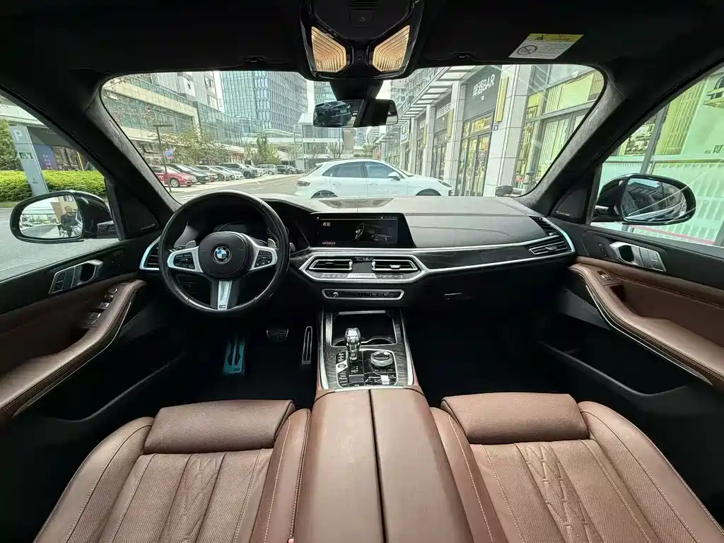 BMW X7 — миниатюра 5
