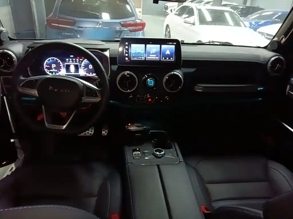 BAIC BJ40 2023 2.0T AT