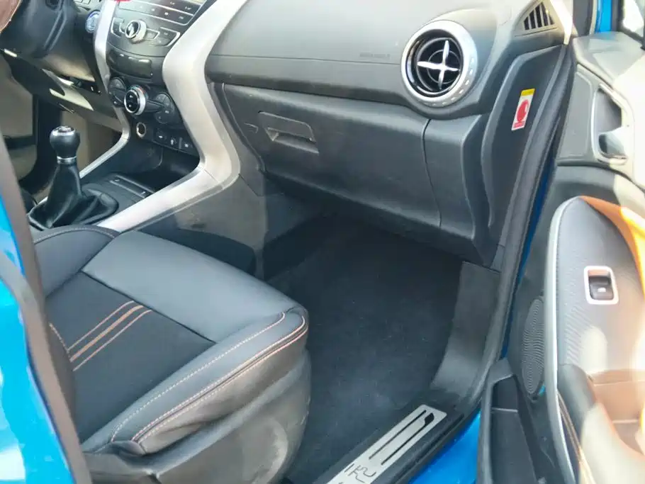 BYD Yuan — миниатюра 8