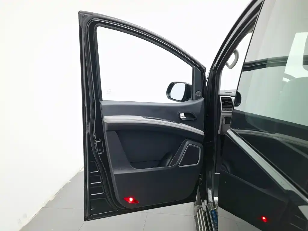 JAC Refine Refine M4 — миниатюра 16