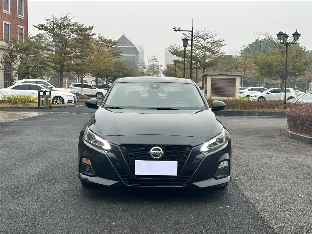 Nissan Altima 2020 2.0L XL Upper