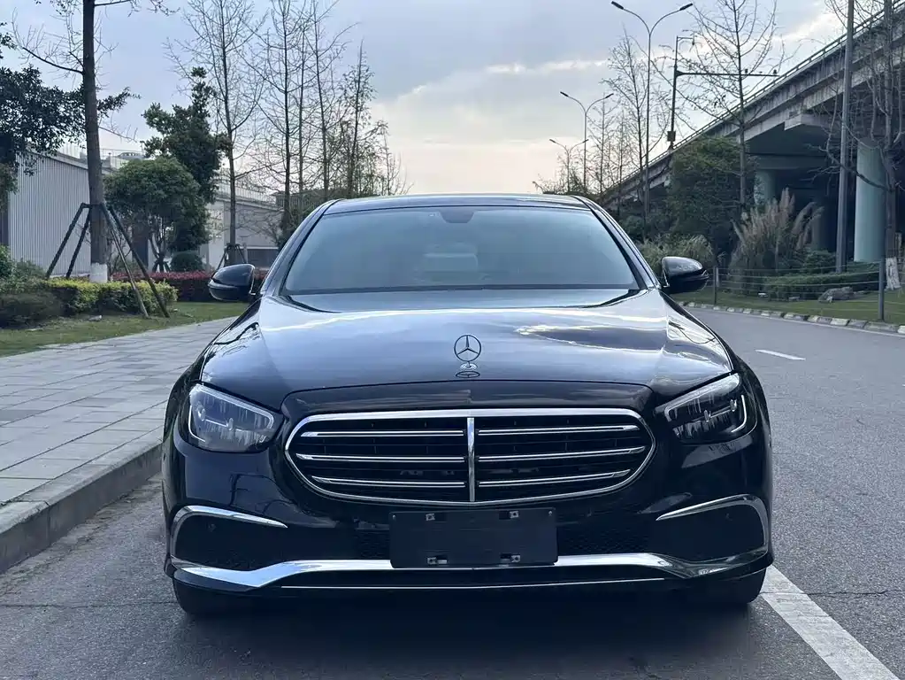Mercedes-Benz E-Class E 2022 E 260 L
