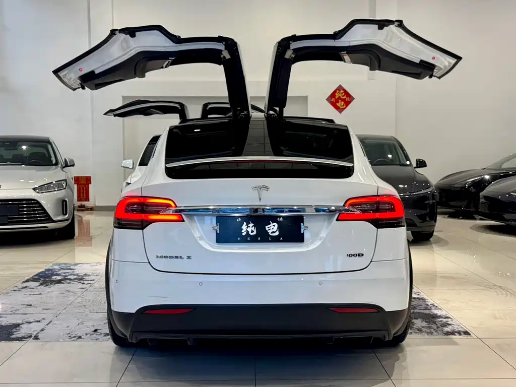Tesla Model X — фотографии объявления, Фото 15