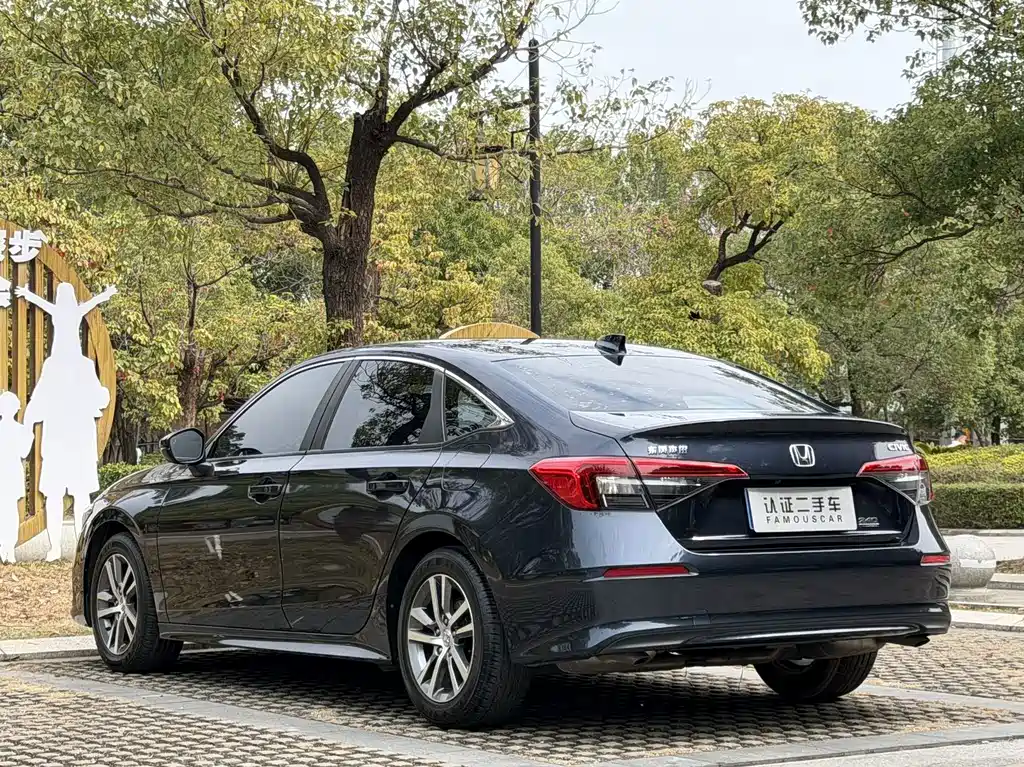 Honda Civic — миниатюра 5