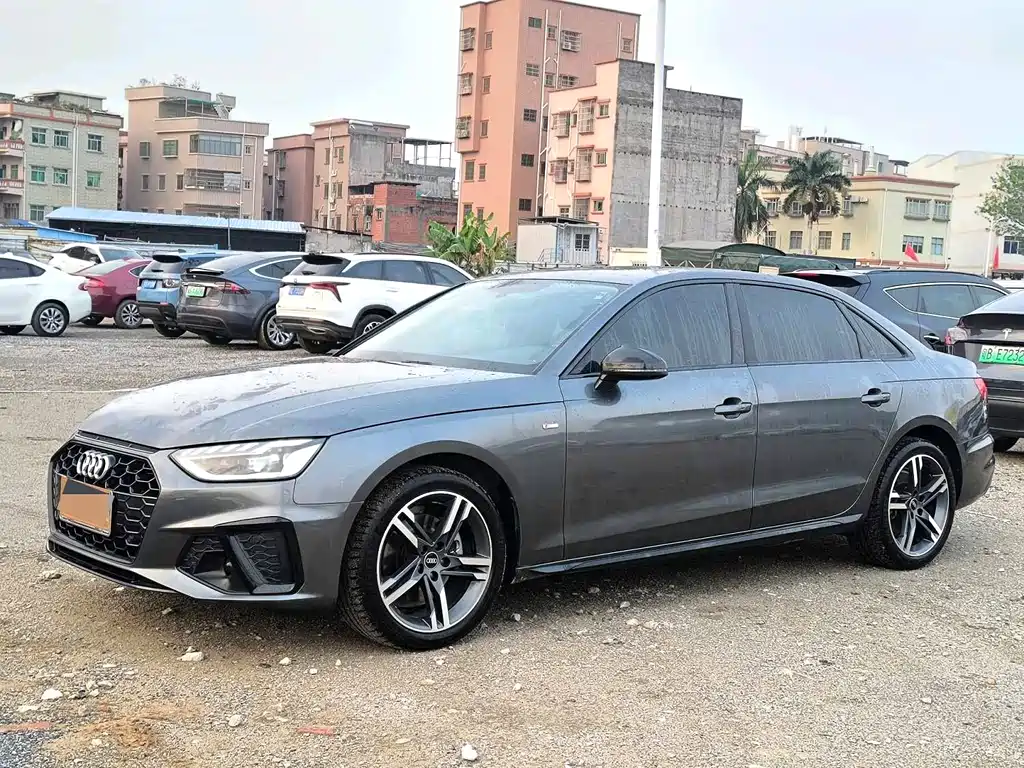 Audi A4L 2022