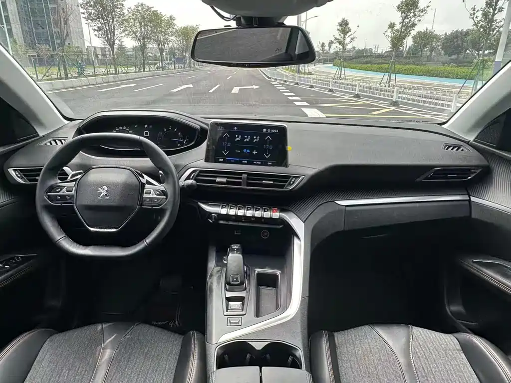 Peugeot 4008 — миниатюра 8