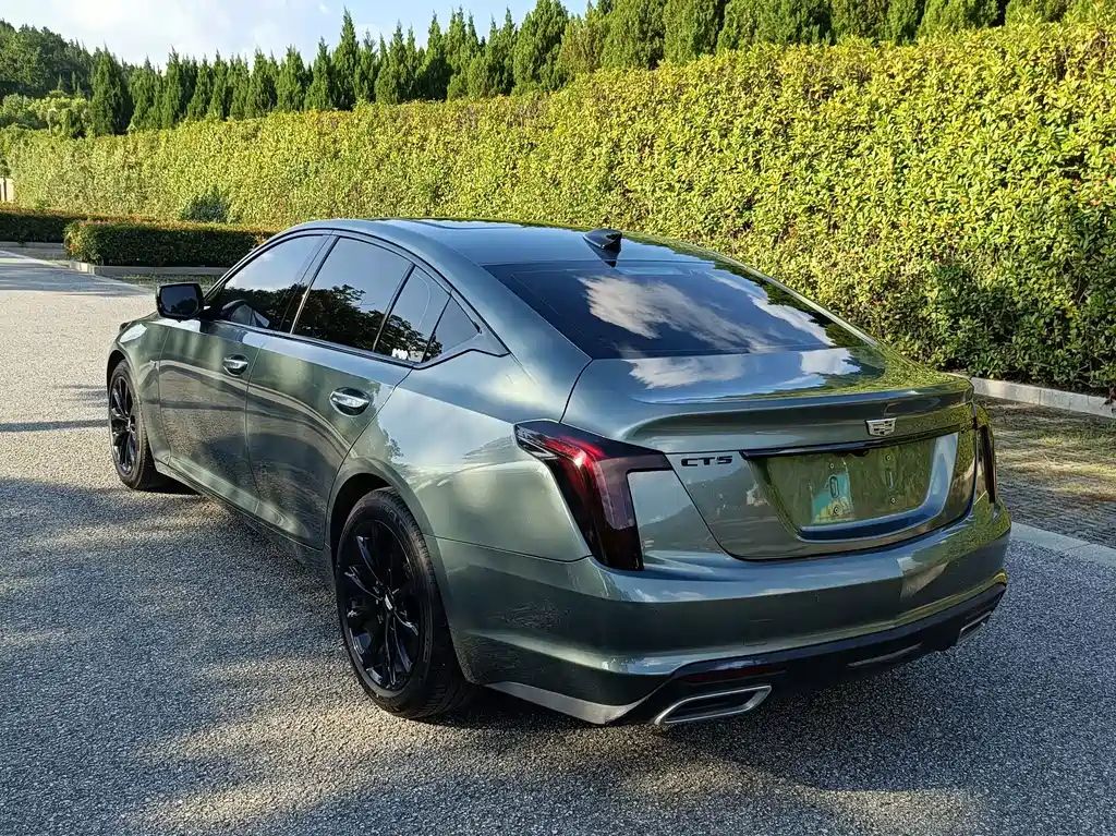 Cadillac CT5 — миниатюра 3